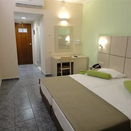 Imperial Hotel And Apartments Hotel 2*